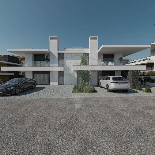 Moradia T5 para Venda em Queluz e Belas Foto 4