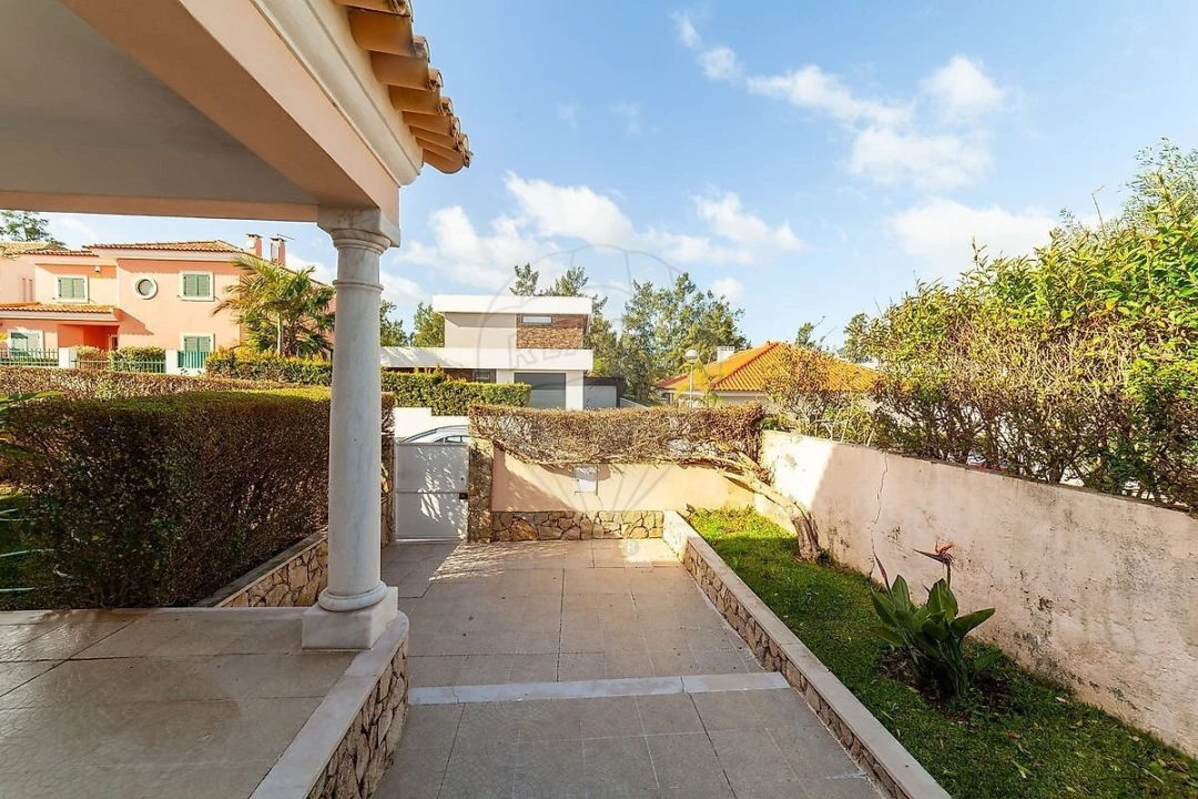 Moradia T4 para Venda em Azeitão (São Lourenço e São Simão) Foto 6