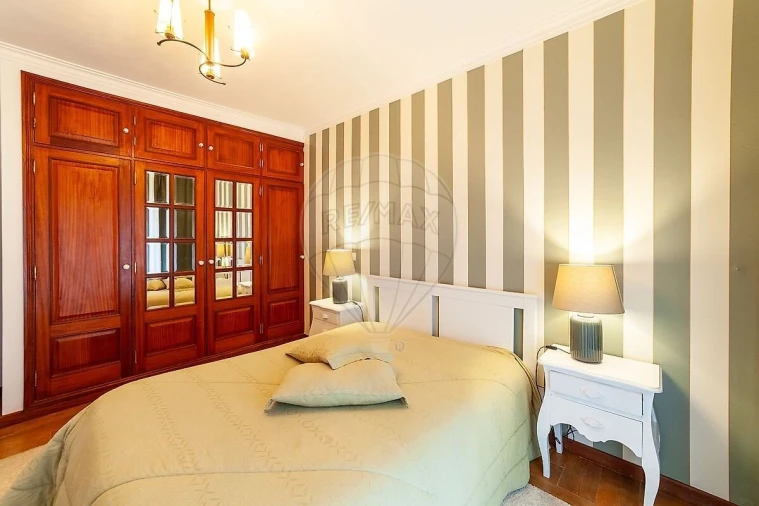 Moradia T4 para Venda em Azeitão (São Lourenço e São Simão) Foto 17