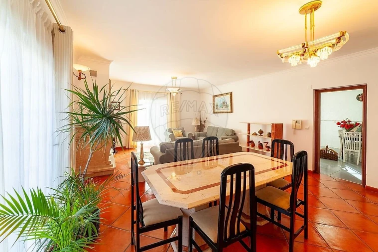 Moradia T4 para Venda em Azeitão (São Lourenço e São Simão) Foto 14