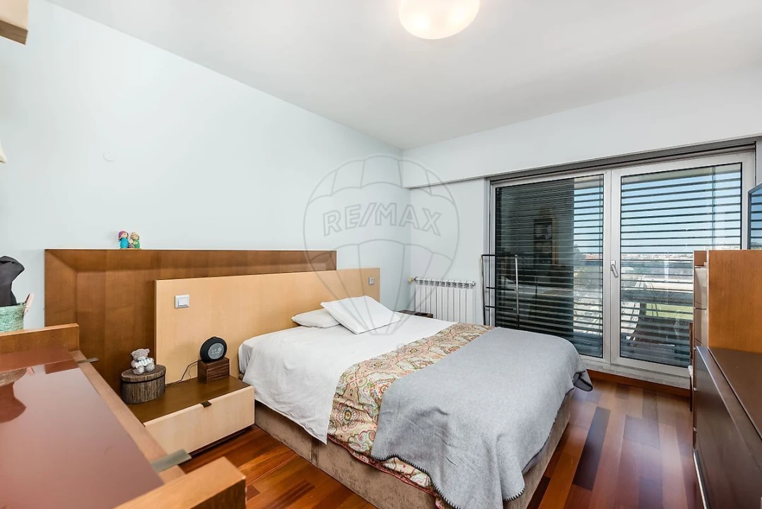 Apartamento T4 para Venda em Algés, Linda-A-Velha e Cruz Quebrada-Dafundo Foto 20