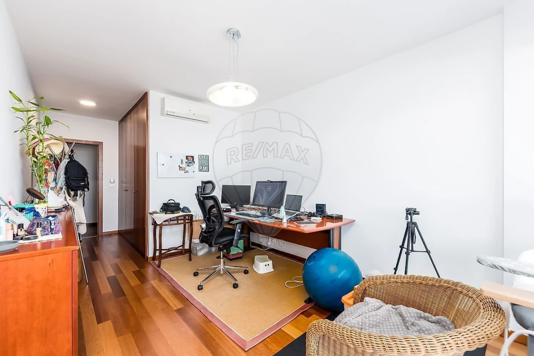 Apartamento T4 para Venda em Algés, Linda-A-Velha e Cruz Quebrada-Dafundo Foto 22