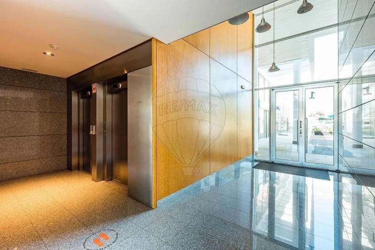 Apartamento T4 para Venda em Algés, Linda-A-Velha e Cruz Quebrada-Dafundo Foto 27