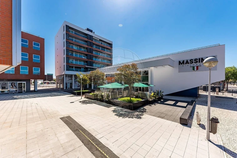 Apartamento T4 para Venda em Algés, Linda-A-Velha e Cruz Quebrada-Dafundo Foto 32