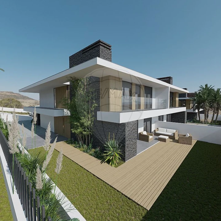 Moradia T5 para Venda em Queluz e Belas Foto 40