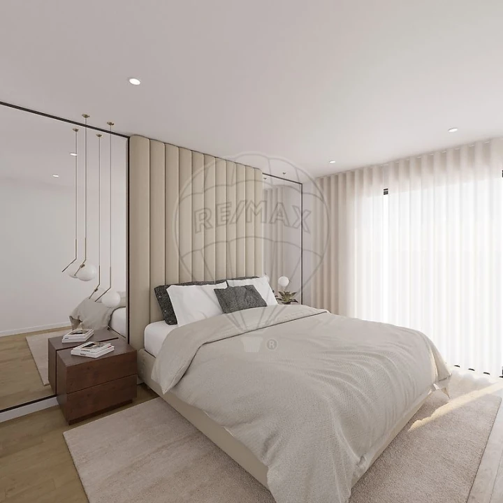 Moradia T5 para Venda em Queluz e Belas Foto 16