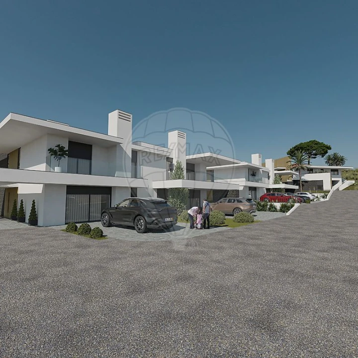 Moradia T5 para Venda em Queluz e Belas Foto 37