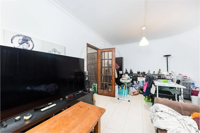Apartamento T1 para Venda em Pontinha e Famões Foto 11