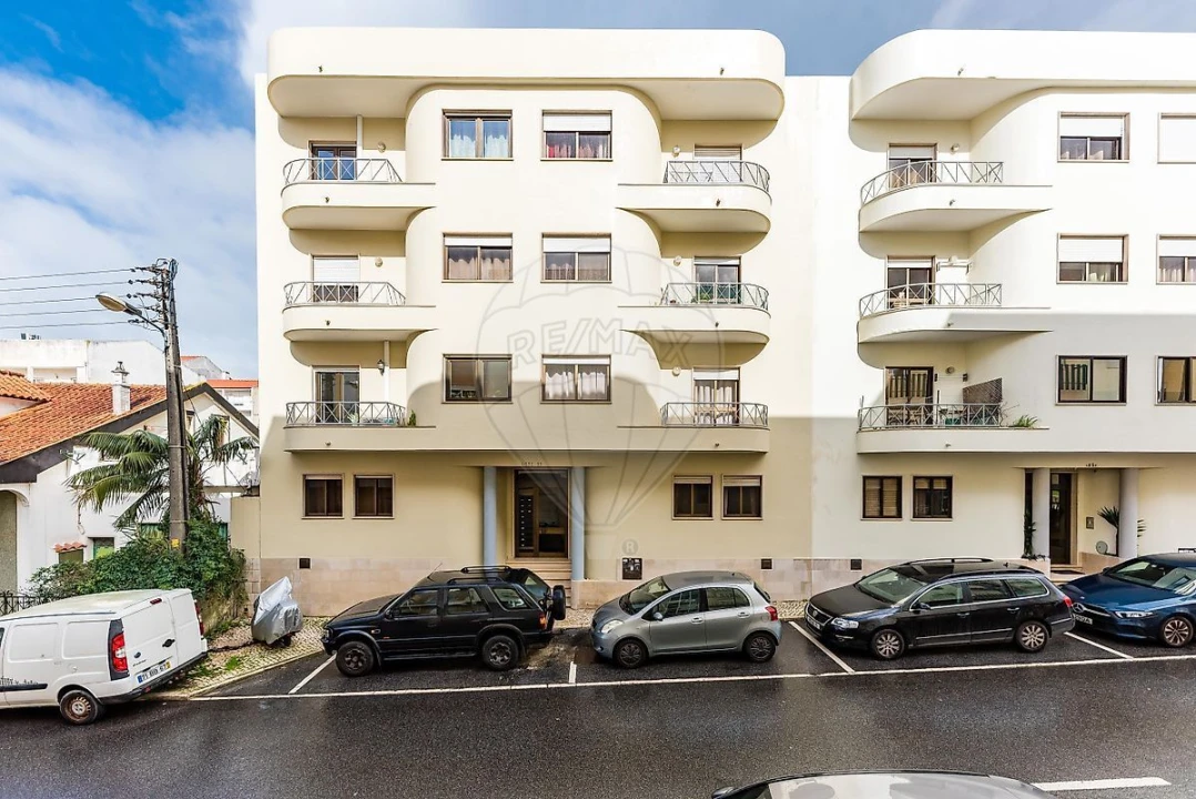 Apartamento T1 para Venda em Pontinha e Famões Foto 2