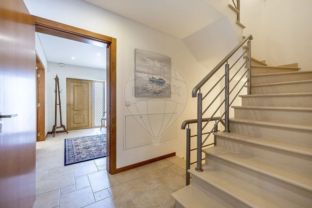 Moradia T7 para Venda em Casais e Alviobeira Foto 18