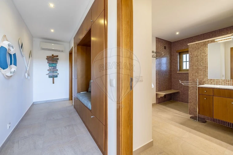 Moradia T7 para Venda em Casais e Alviobeira Foto 39