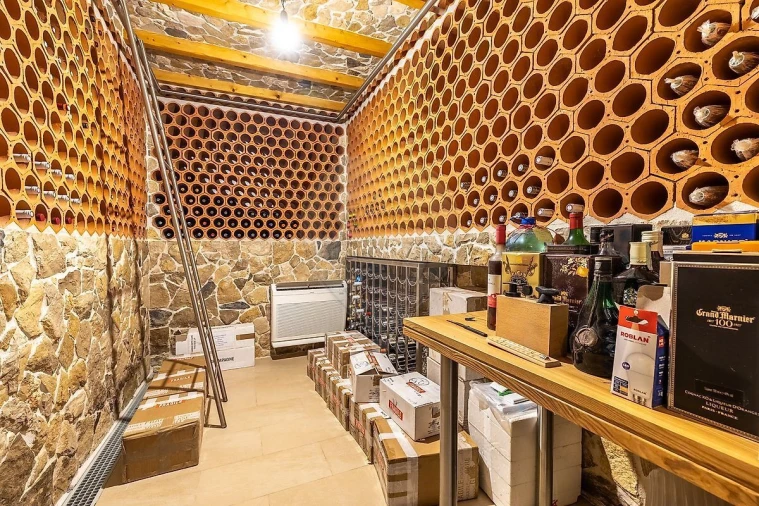 Moradia T7 para Venda em Casais e Alviobeira Foto 45