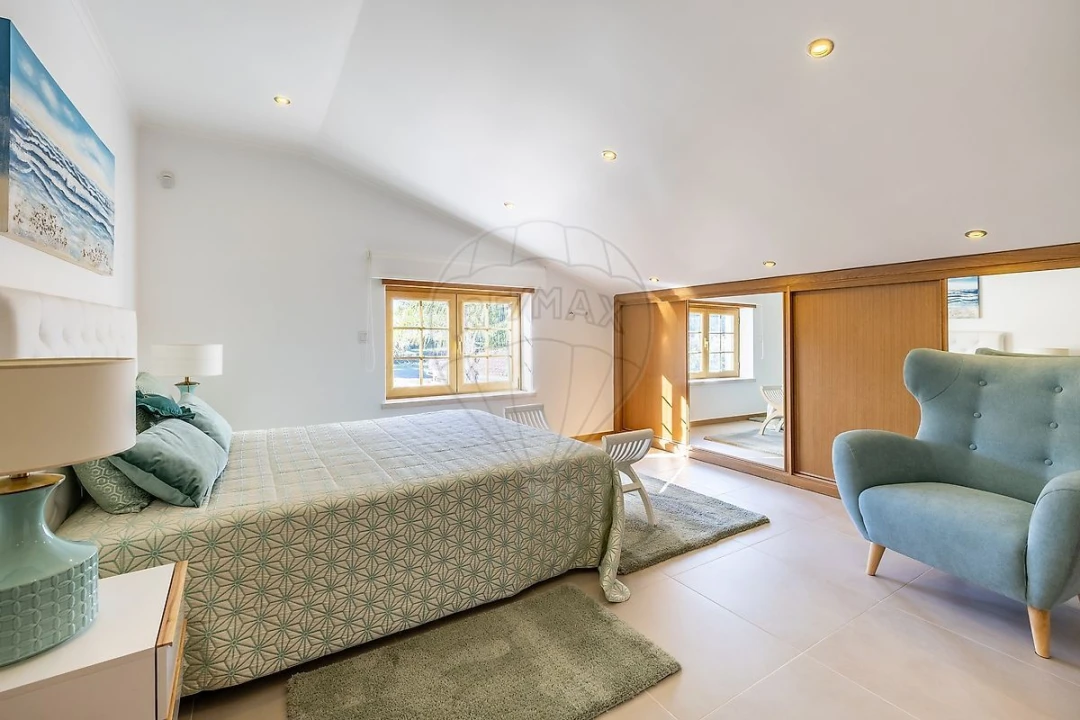 Moradia T7 para Venda em Casais e Alviobeira Foto 25