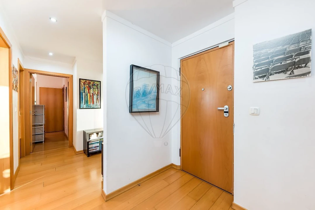 Apartamento T4 para Venda em Algés, Linda-A-Velha e Cruz Quebrada-Dafundo Foto 21