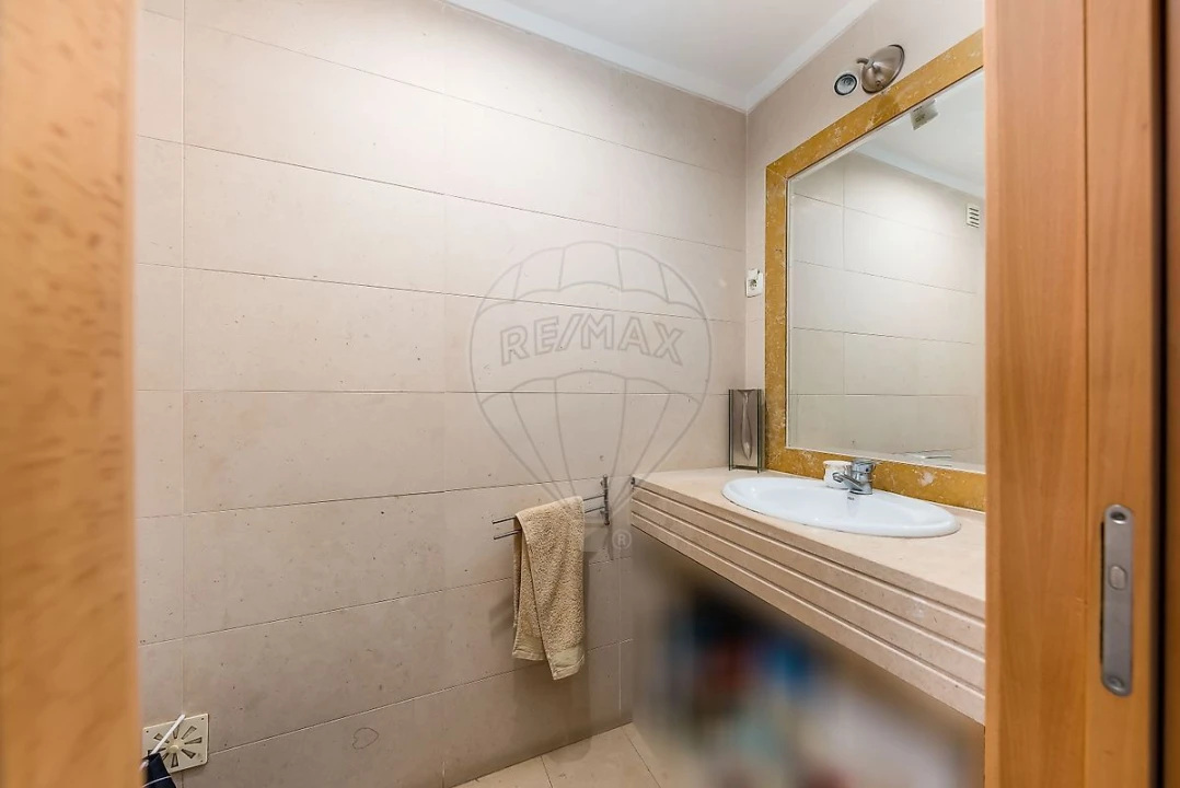 Apartamento T4 para Venda em Algés, Linda-A-Velha e Cruz Quebrada-Dafundo Foto 33