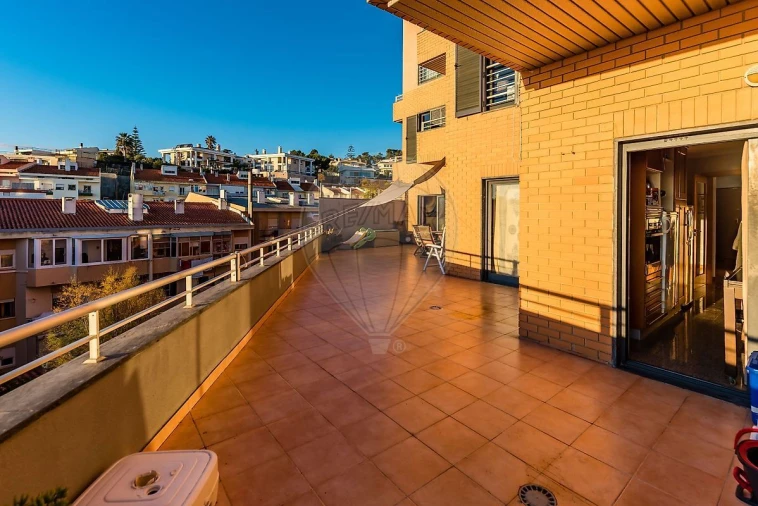 Apartamento T4 para Venda em Algés, Linda-A-Velha e Cruz Quebrada-Dafundo Foto 11