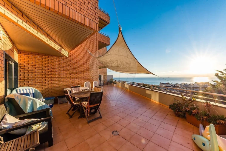 Apartamento T4 para Venda em Algés, Linda-A-Velha e Cruz Quebrada-Dafundo Foto 7