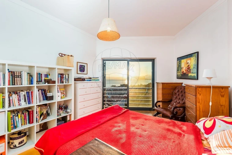 Apartamento T4 para Venda em Algés, Linda-A-Velha e Cruz Quebrada-Dafundo Foto 27