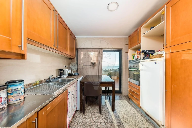 Apartamento T4 para Venda em Algés, Linda-A-Velha e Cruz Quebrada-Dafundo Foto 20