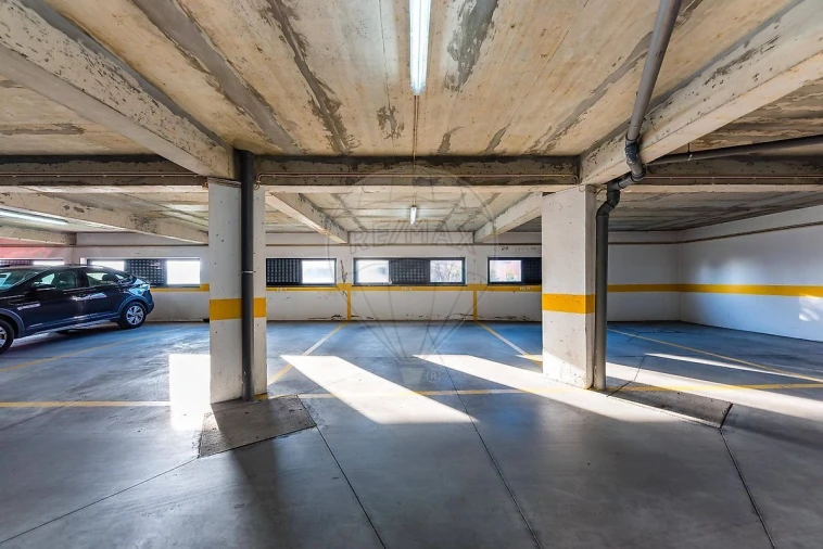 Apartamento T4 para Venda em Algés, Linda-A-Velha e Cruz Quebrada-Dafundo Foto 38