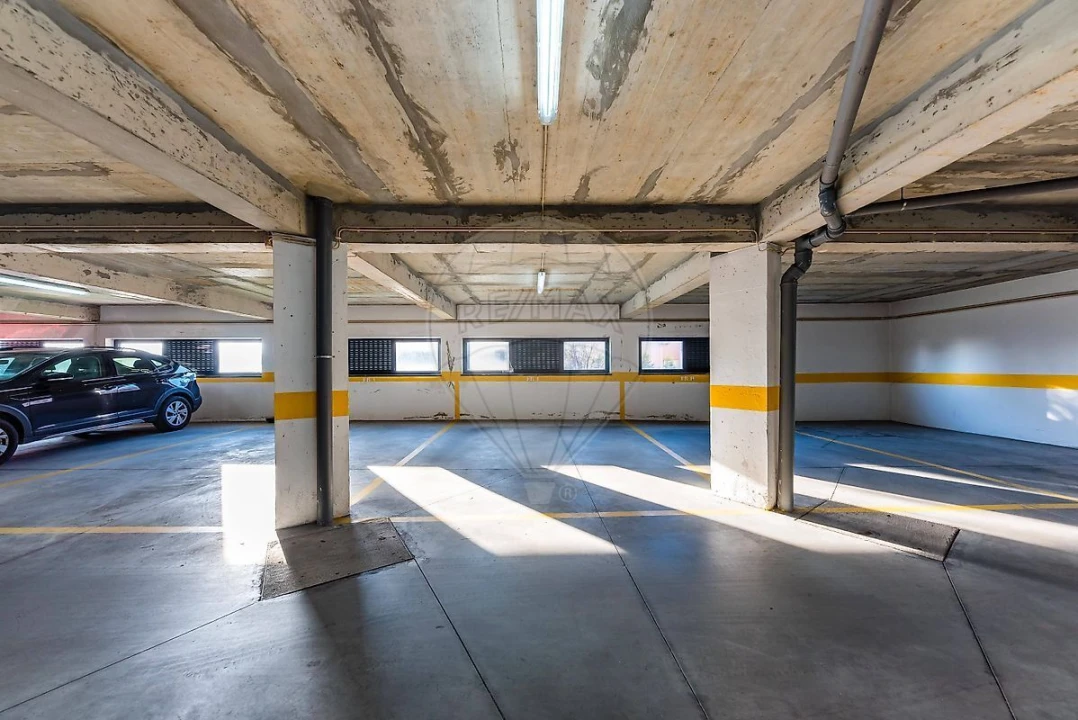 Apartamento T4 para Venda em Algés, Linda-A-Velha e Cruz Quebrada-Dafundo Foto 38