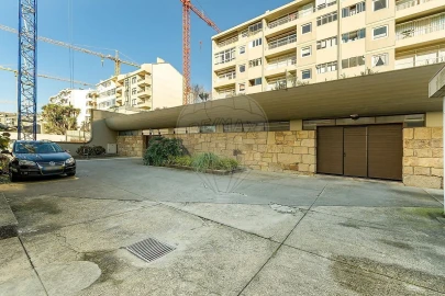 Apartamento T4 para Venda em Aldoar, Foz do Douro e Nevogilde