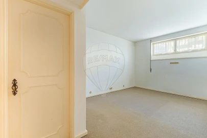 Apartamento T4 para Venda em Aldoar, Foz do Douro e Nevogilde