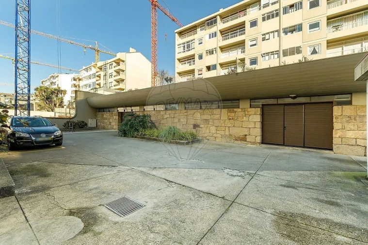 Apartamento T4 para Venda em Aldoar, Foz do Douro e Nevogilde Foto 25