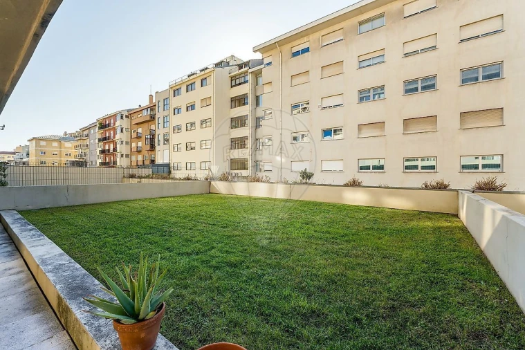 Apartamento T4 para Venda em Aldoar, Foz do Douro e Nevogilde Foto 5