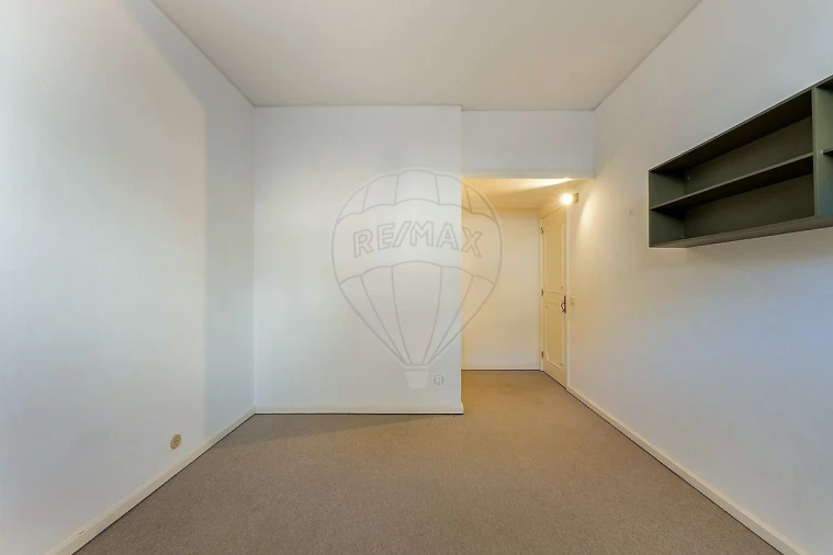 Apartamento T4 para Venda em Aldoar, Foz do Douro e Nevogilde Foto 17
