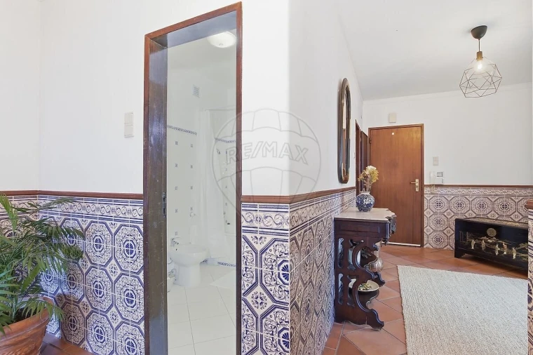 Apartamento T2 para Venda em Algés, Linda-A-Velha e Cruz Quebrada-Dafundo Foto 7