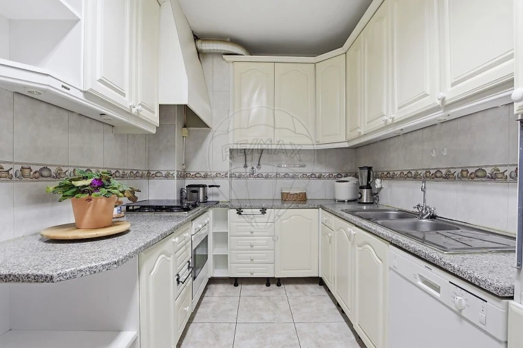 Apartamento T2 para Venda em Algés, Linda-A-Velha e Cruz Quebrada-Dafundo Foto 25