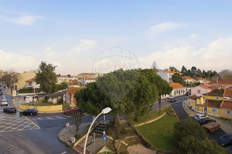 Apartamento T2 para Venda em Algés, Linda-A-Velha e Cruz Quebrada-Dafundo Foto 19