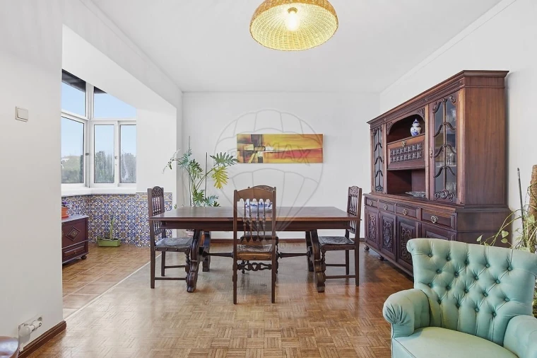 Apartamento T2 para Venda em Algés, Linda-A-Velha e Cruz Quebrada-Dafundo Foto 4