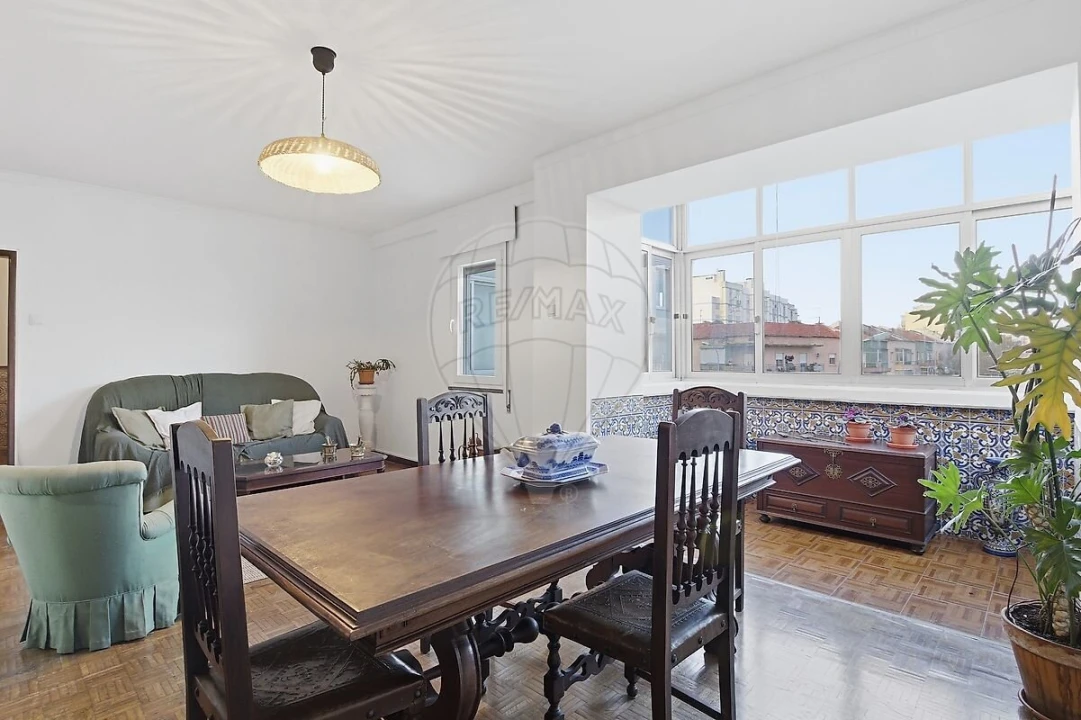 Apartamento T2 para Venda em Algés, Linda-A-Velha e Cruz Quebrada-Dafundo Foto 6