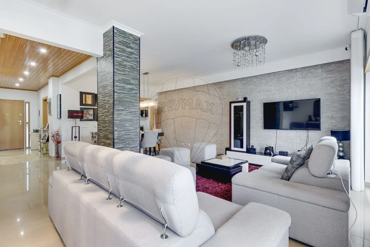 Moradia T4 para Venda em Santo Antão e São Julião do Tojal Foto 44