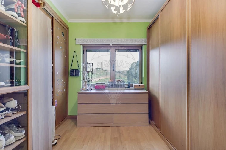 Moradia T4 para Venda em Santo Antão e São Julião do Tojal Foto 20