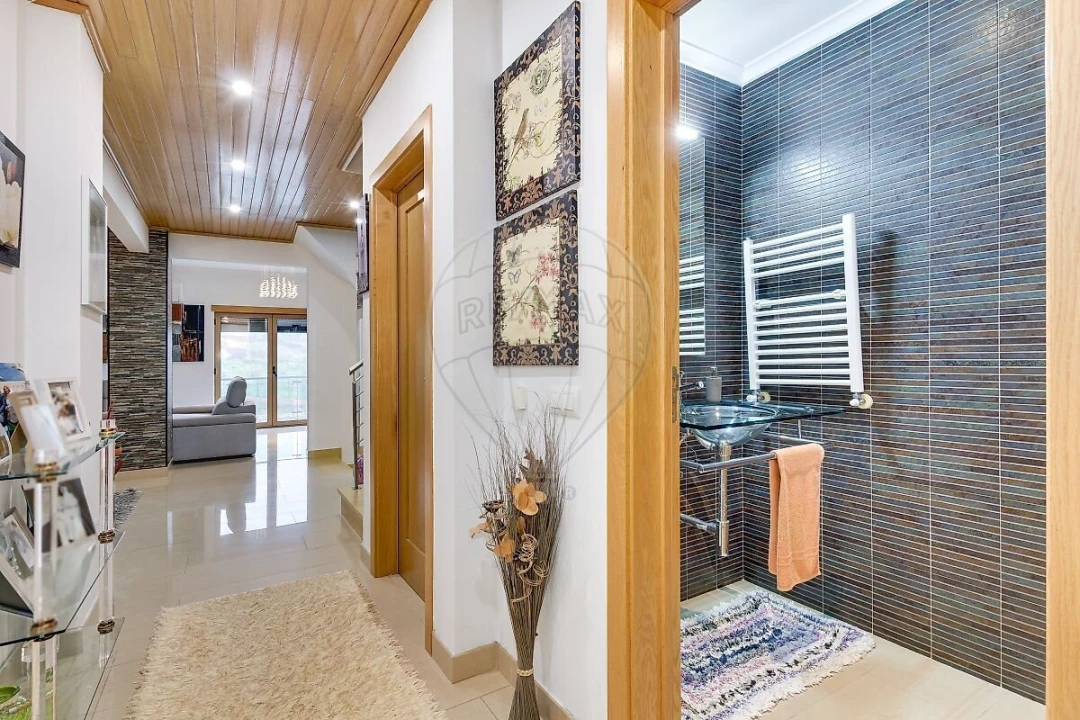 Moradia T4 para Venda em Santo Antão e São Julião do Tojal Foto 36