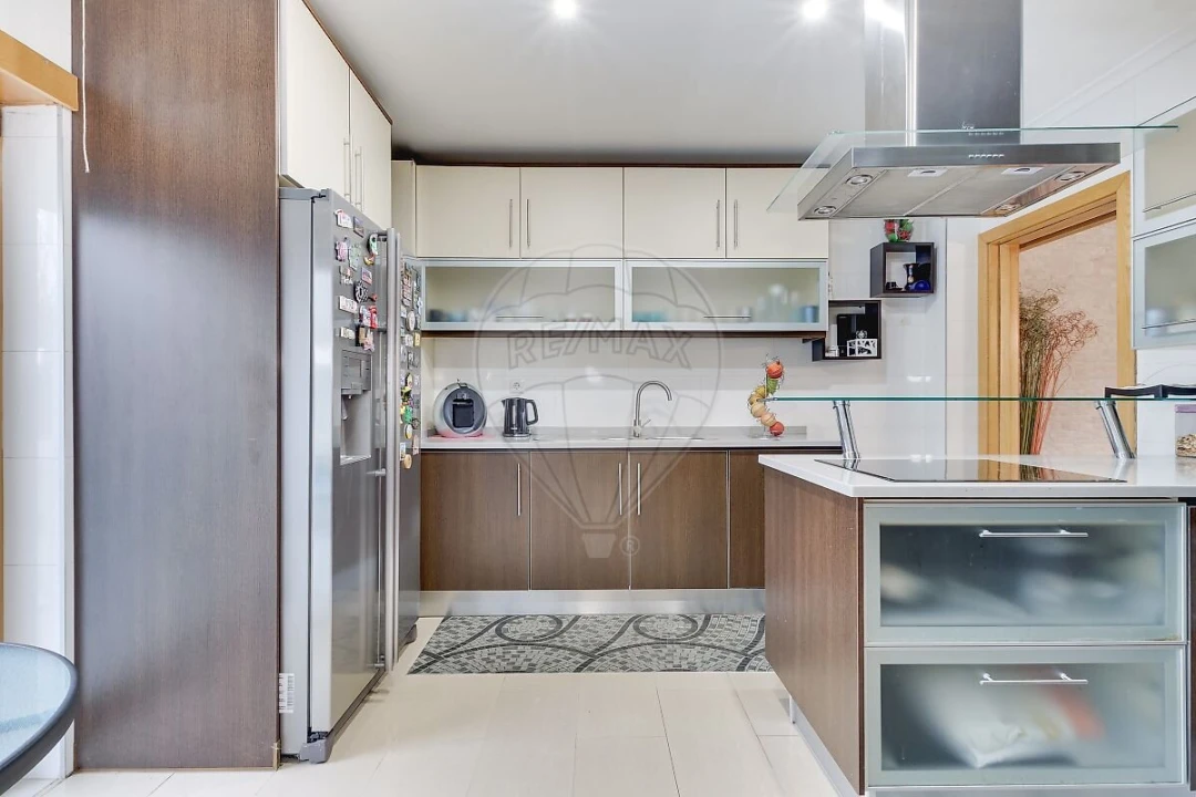 Moradia T4 para Venda em Santo Antão e São Julião do Tojal Foto 48