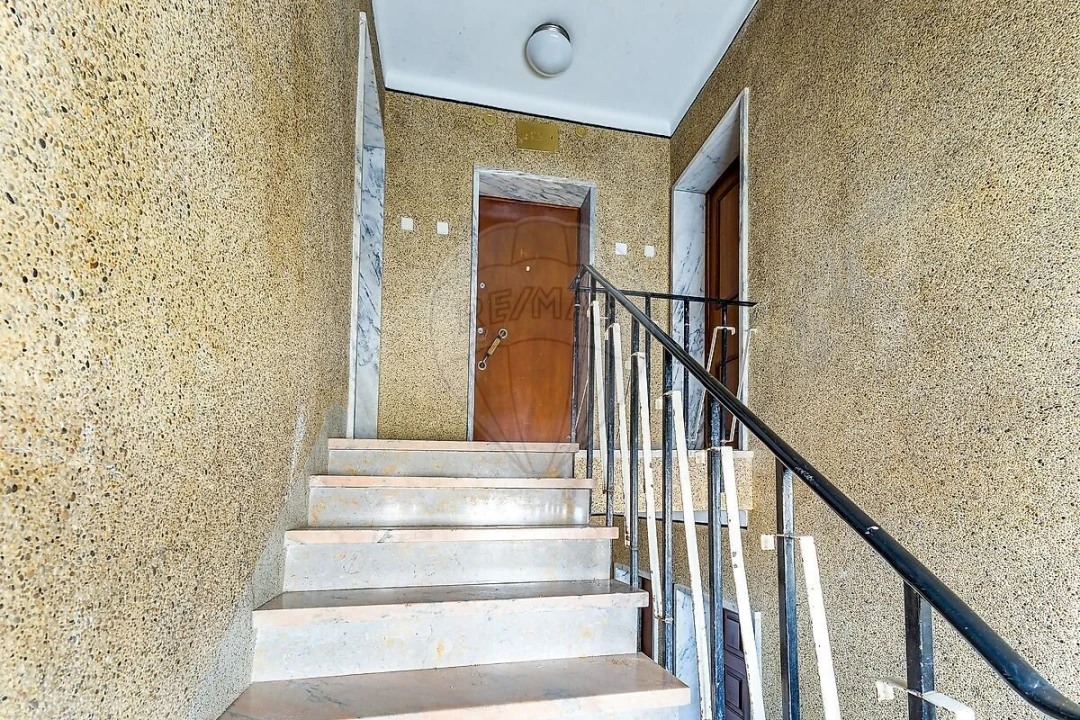 Apartamento T1 para Venda em Cascais e Estoril Foto 5