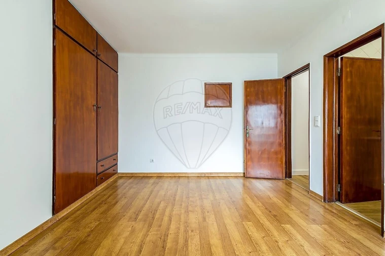 Apartamento T1 para Venda em Cascais e Estoril Foto 17