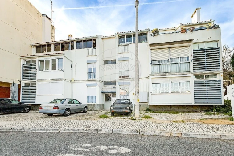 Apartamento T1 para Venda em Cascais e Estoril Foto 2