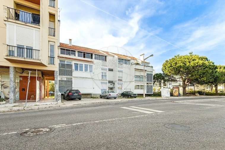 Apartamento T1 para Venda em Cascais e Estoril Foto 24