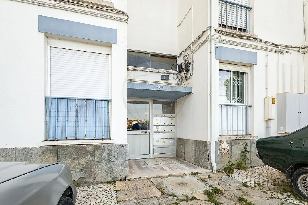 Apartamento T1 para Venda em Cascais e Estoril Foto 3