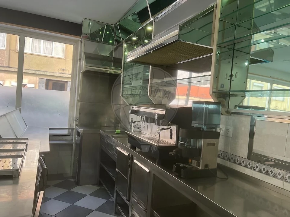 Loja para Venda em Moscavide e Portela Foto 6