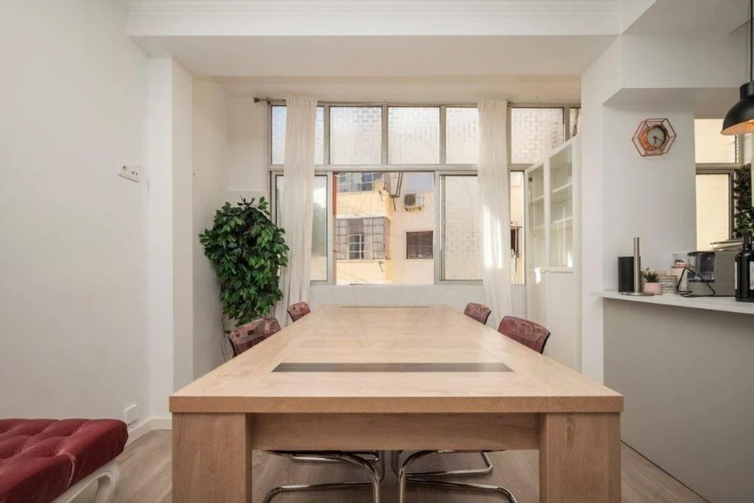 Apartamento T1 para Venda em Pontinha e Famões Foto 4