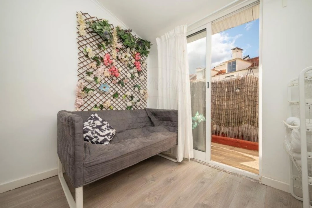 Apartamento T1 para Venda em Pontinha e Famões Foto 16