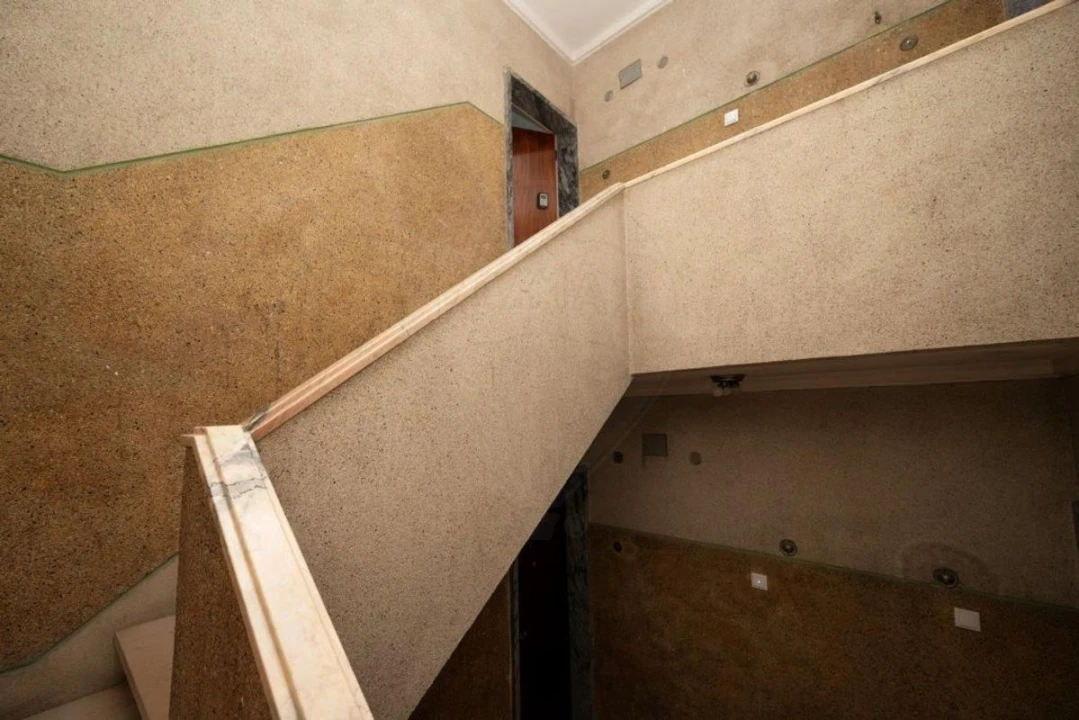 Apartamento T1 para Venda em Pontinha e Famões Foto 33