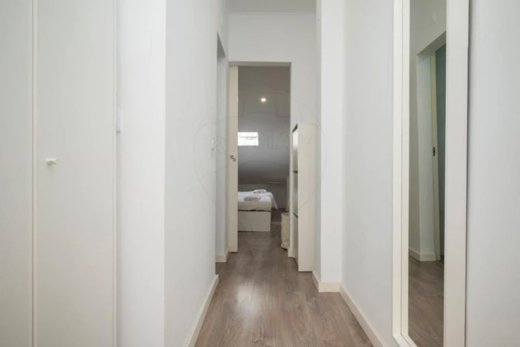 Apartamento T1 para Venda em Pontinha e Famões Foto 23