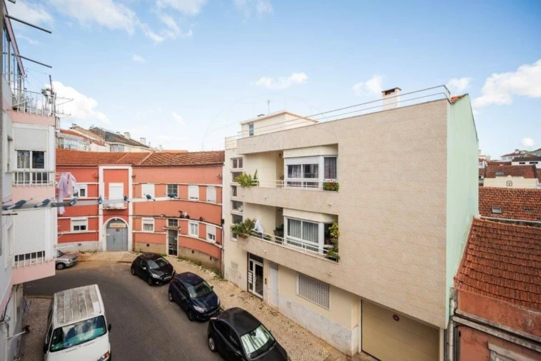 Apartamento T1 para Venda em Pontinha e Famões Foto 28